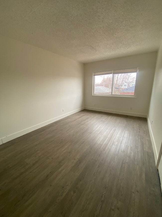 Photo - 813C Courtois Unidad C