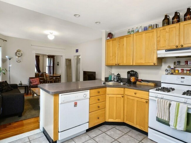 Photo - 12 Cutter Ave Condo