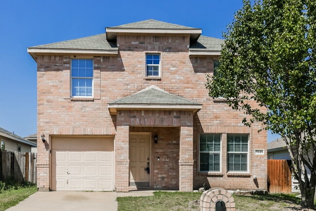 Building Photo - 7049 Wax Berry Dr Rental