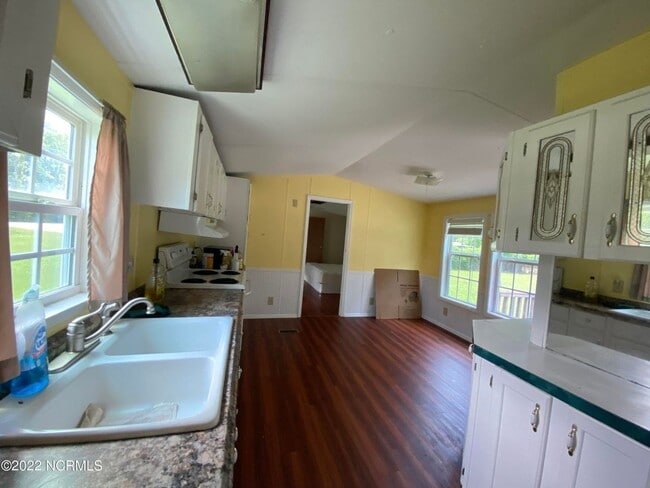 Photo - Cute Home Located in the center of everything