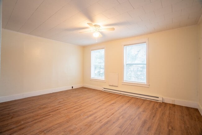 Photo - 211 North St Unit 3