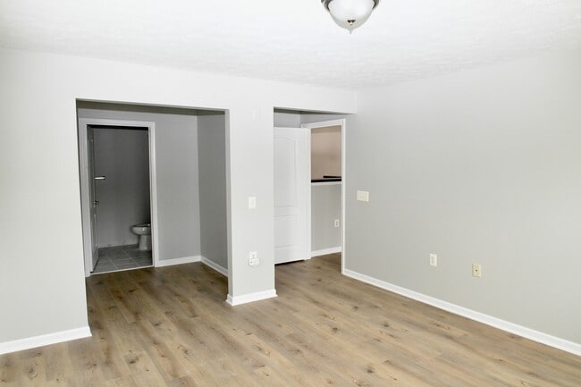 Photo - 8911 Town Center Cir