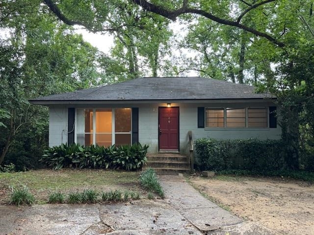 Photo - 1607 Sauls St House