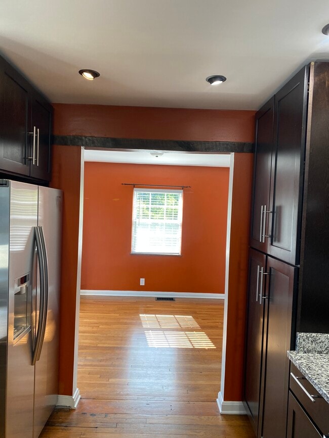 Photo - 4250 Virginia Ave Unit Spacious 1 or 2