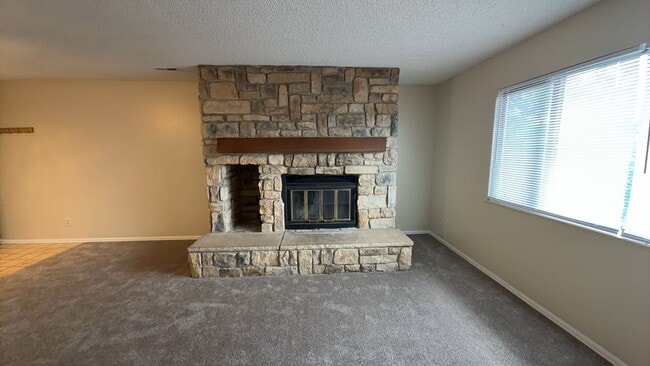 Photo - 971 Moorings Dr