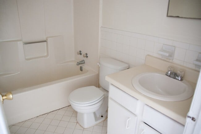 Photo - 6343 Chesapeake Blvd