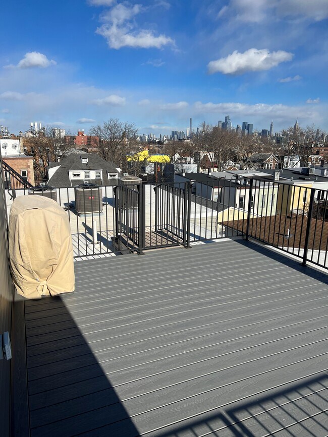 Rooftop - 82 Reservoir Ave Unidad 1