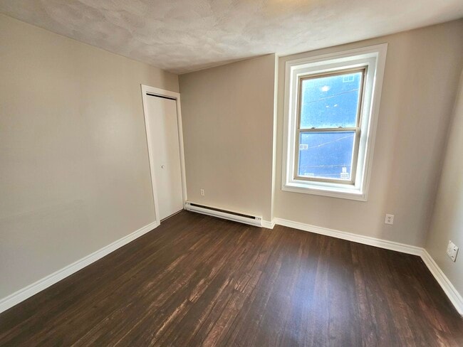 240 Duke St Unité 3