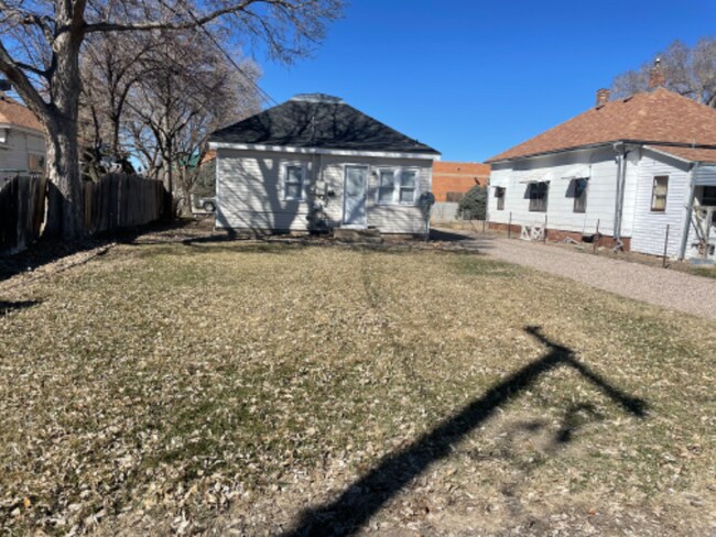 Photo - 111 Douglas St