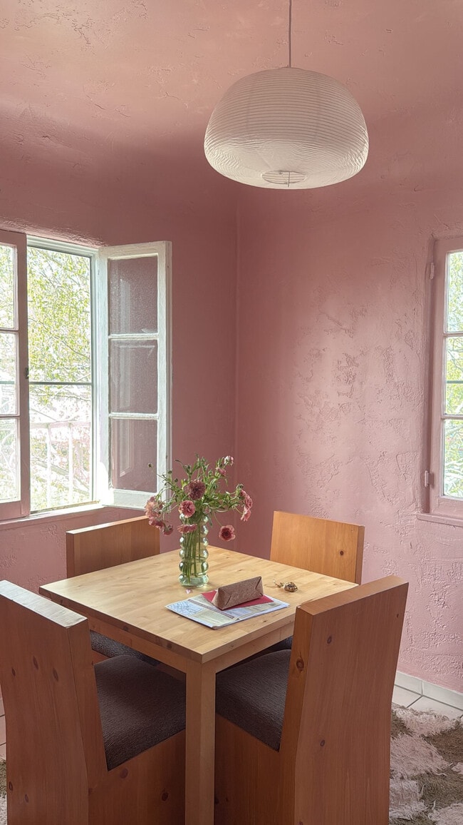 Photo - 1416 Ellsmere Ave Unit 1416