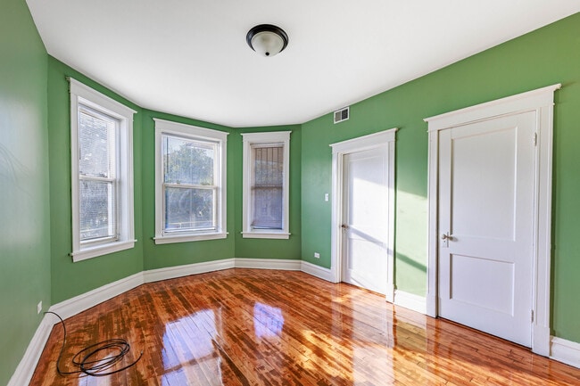 Photo - 1445 S Kostner Ave