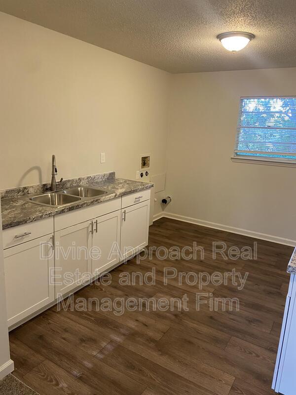 Photo - 1121 4th Ct W Unidad B