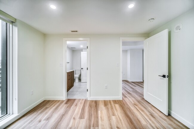 Photo - 5415 Cogswell St Unité 1610