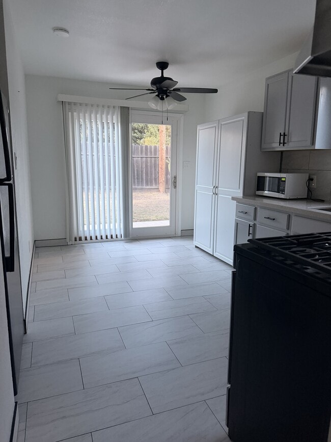 2119 Celeste Dr