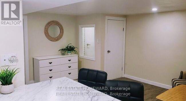 Photo - 50 Mould Ave