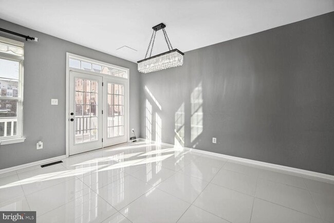 Photo - 2289 Merseyside Dr