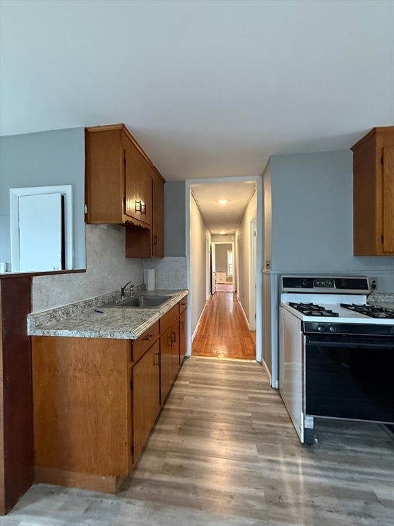 Photo - 30-32-32 Melrose St