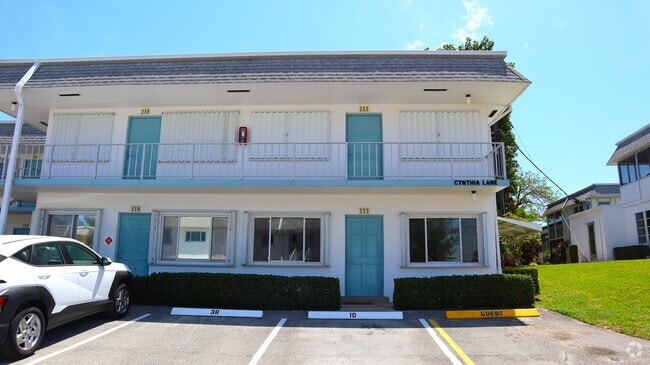Building Photo - 2960 Cynthia Ln Unit 111 Rental