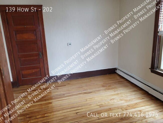 Photo - 139 How St Unit 202