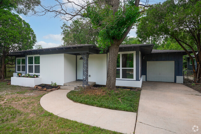 Building Photo - 50 Shadowbrook Ln Rental