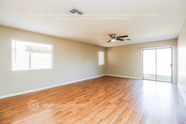 Photo - 43810 Sagebrush Trail