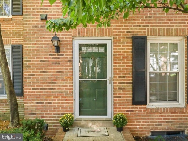 Photo - 2612 S Arlington Mill Dr