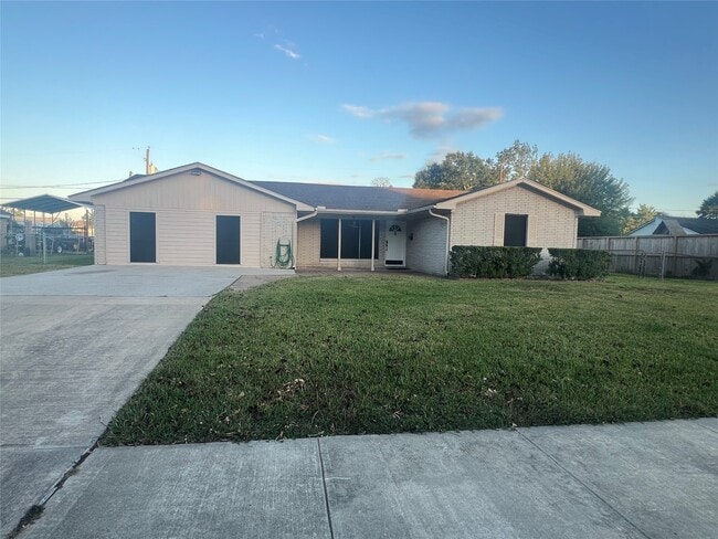 Building Photo - 721 S 3rd St