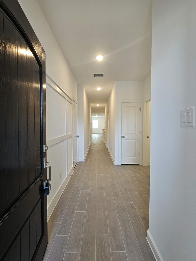 Photo - 8338 Bay Oaks Dr