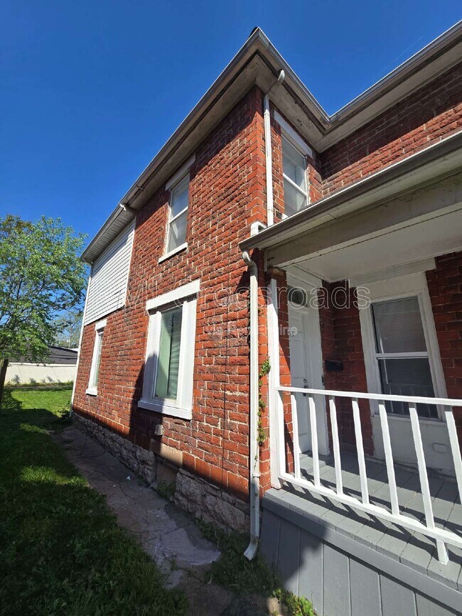 Photo - 153 S Cypress Ave