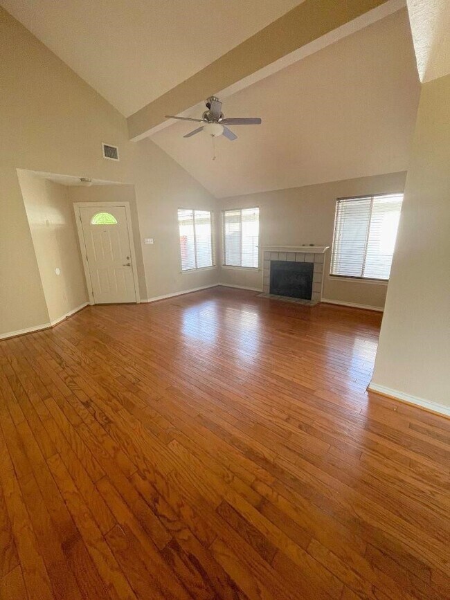 Photo - 16131 Golden Sands Dr