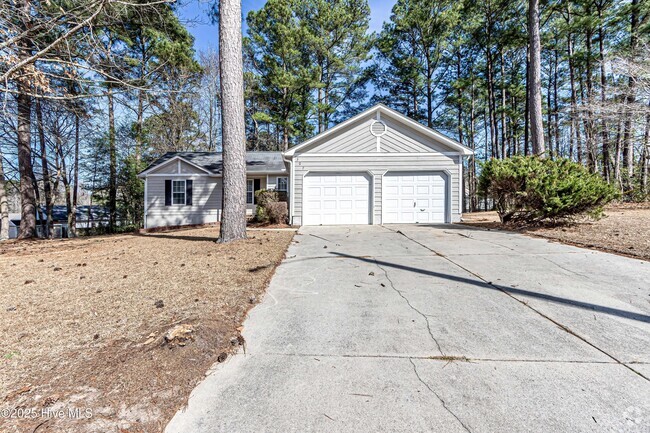 Building Photo - 307 White Pine Ct Rental