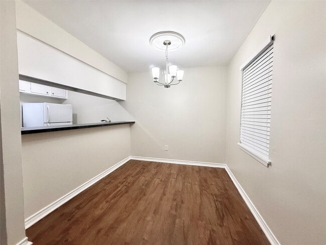 Photo - 321 E Cedar St Unidad 7