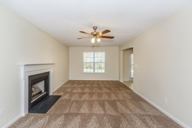 12527 Autumn Blaze Dr