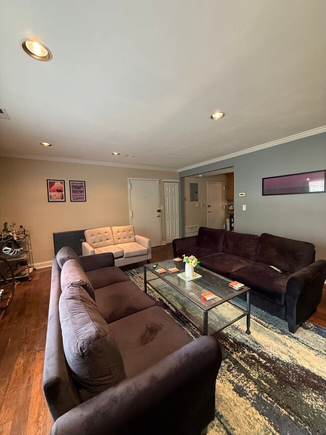 Photo - Spacious, Renovated Brighton / Oak Square area Condo with parking for September 1st - NO FEE
