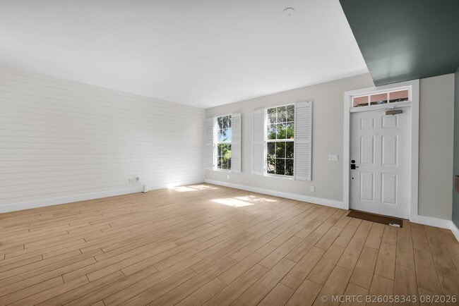 228 Murray Ct