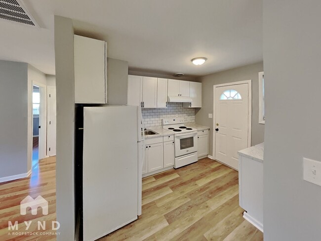 Photo - 2519 Ponderosa Dr