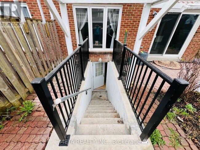Photo - 1909 Poppy Ln