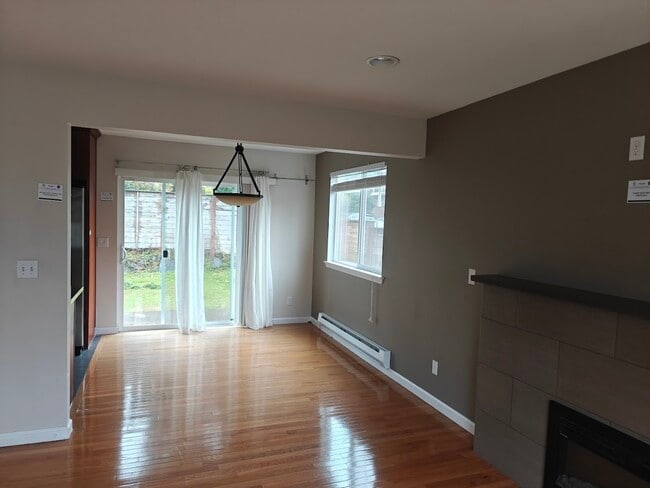 Photo - 3017 W Government Way