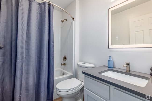 3BR, 3.5BA - 1,651SF - First Bathroom