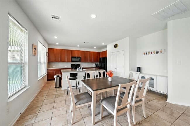 Photo - 15410 Rosehill Summit Ln