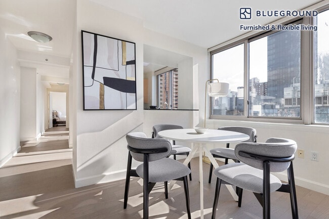 Photo - 561 10th Ave Unidad FL31-ID2086