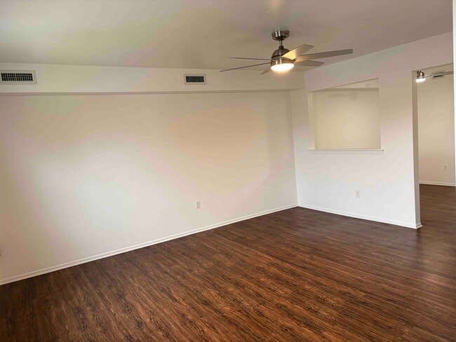 Living room - 1110 Joseph Rd Unit B