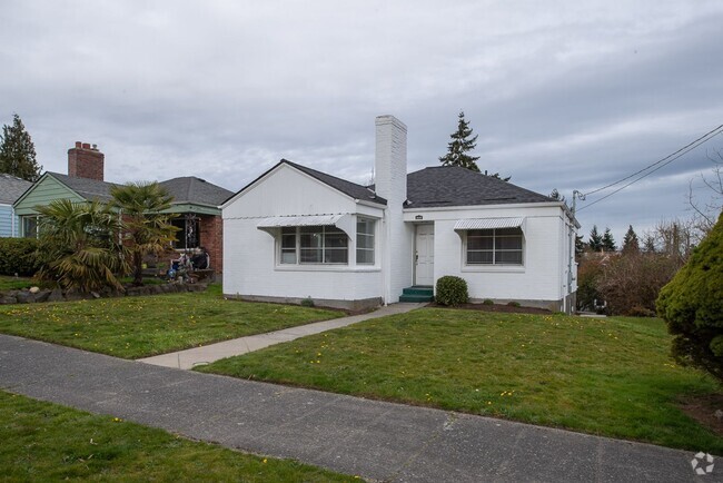 Building Photo - Awesome 2 Bed 1 Bath Seattle Home Close to...