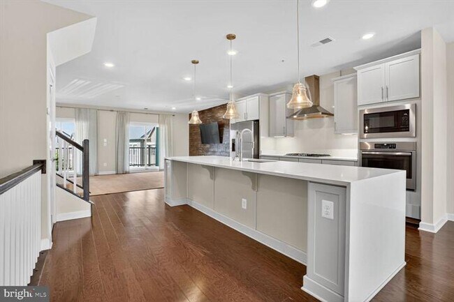 Photo - 13216 Woodland Park Rd Unit 1B