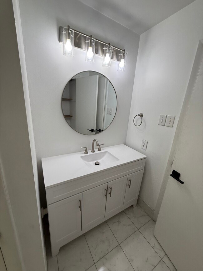 Photo - 5603 Buddingwood Dr