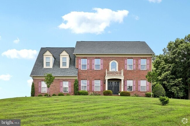 Building Photo - 141 Hawkes Ct Rental