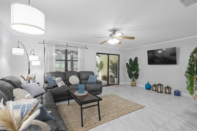 Photo - 4416 Fuschia Cir S Unidad ID1326855P