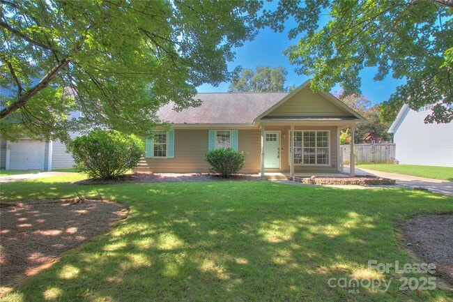 Photo - 216 Stratford Dr House