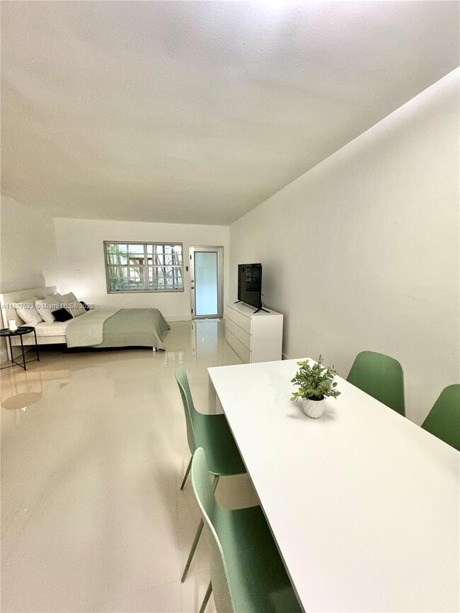 Photo - 1604 Drexel Ave Condo Unit 104