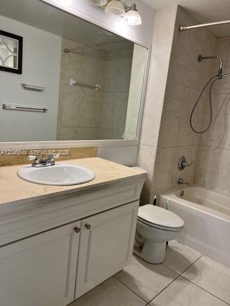 Photo - 6841 SW 44th St Unit 204